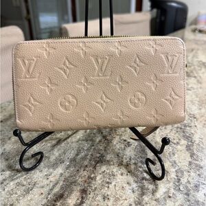 Louis Vuitton Beige Monogram Wallet